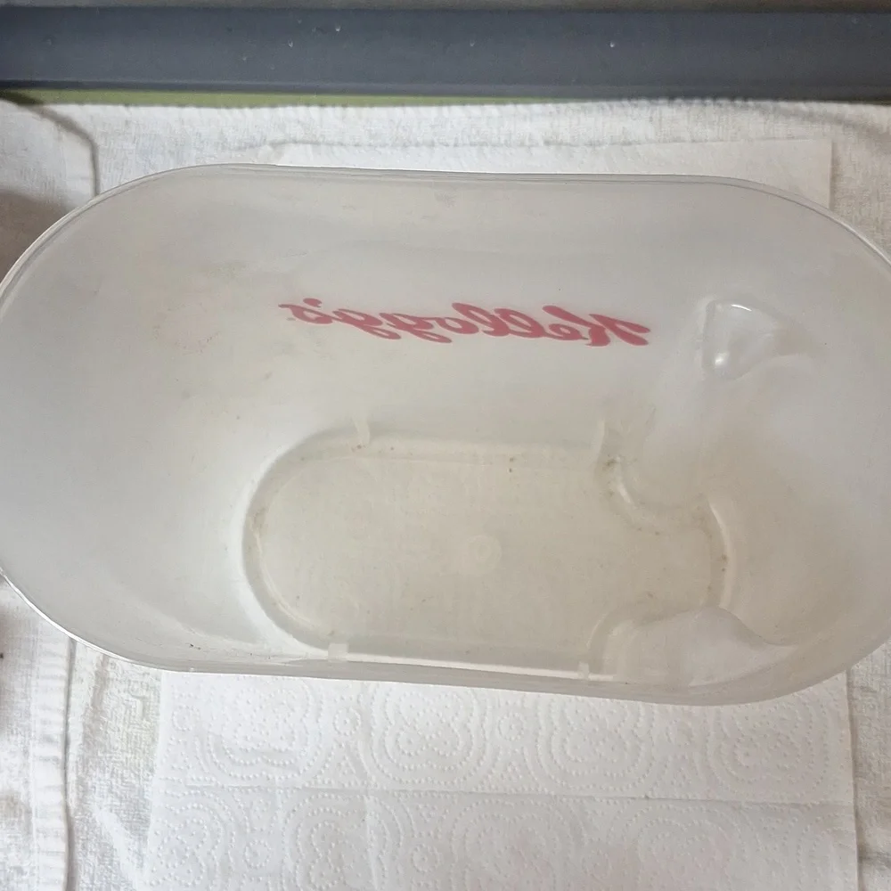 Kellogg’s Vintage Cereal Storage Container Retro Kitchen Plastic Dispenser